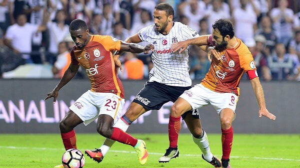 La partita decisiva fra Galatasaray e Besiktas